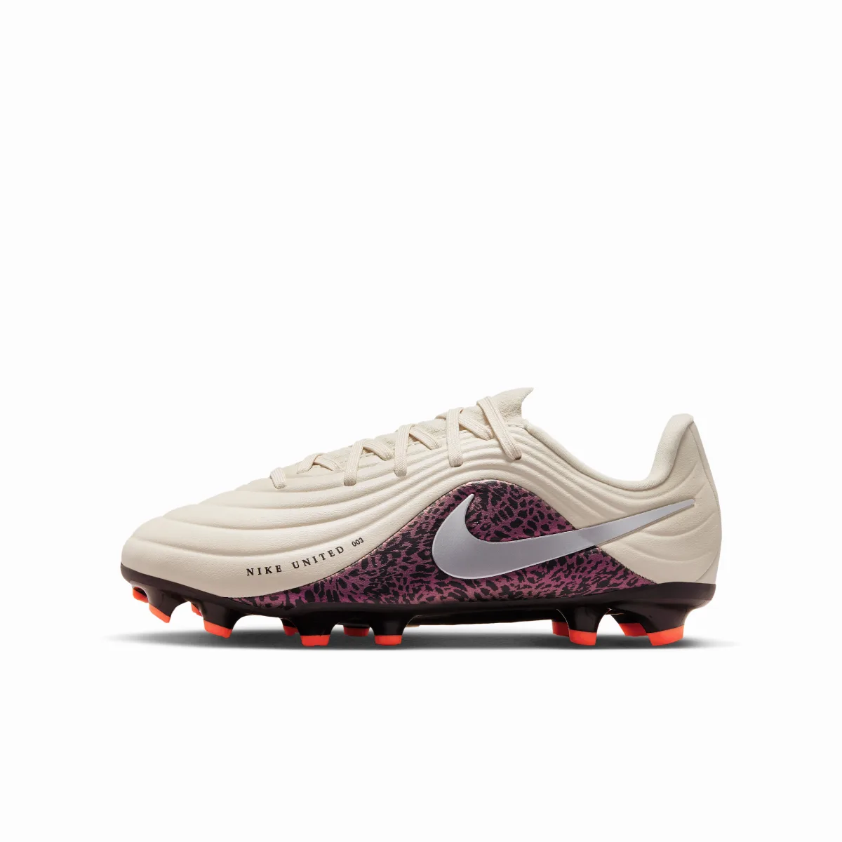 United Jr. Tiempo Maestro Academy Multi-Ground Low-Top Soccer Cleats by Nike