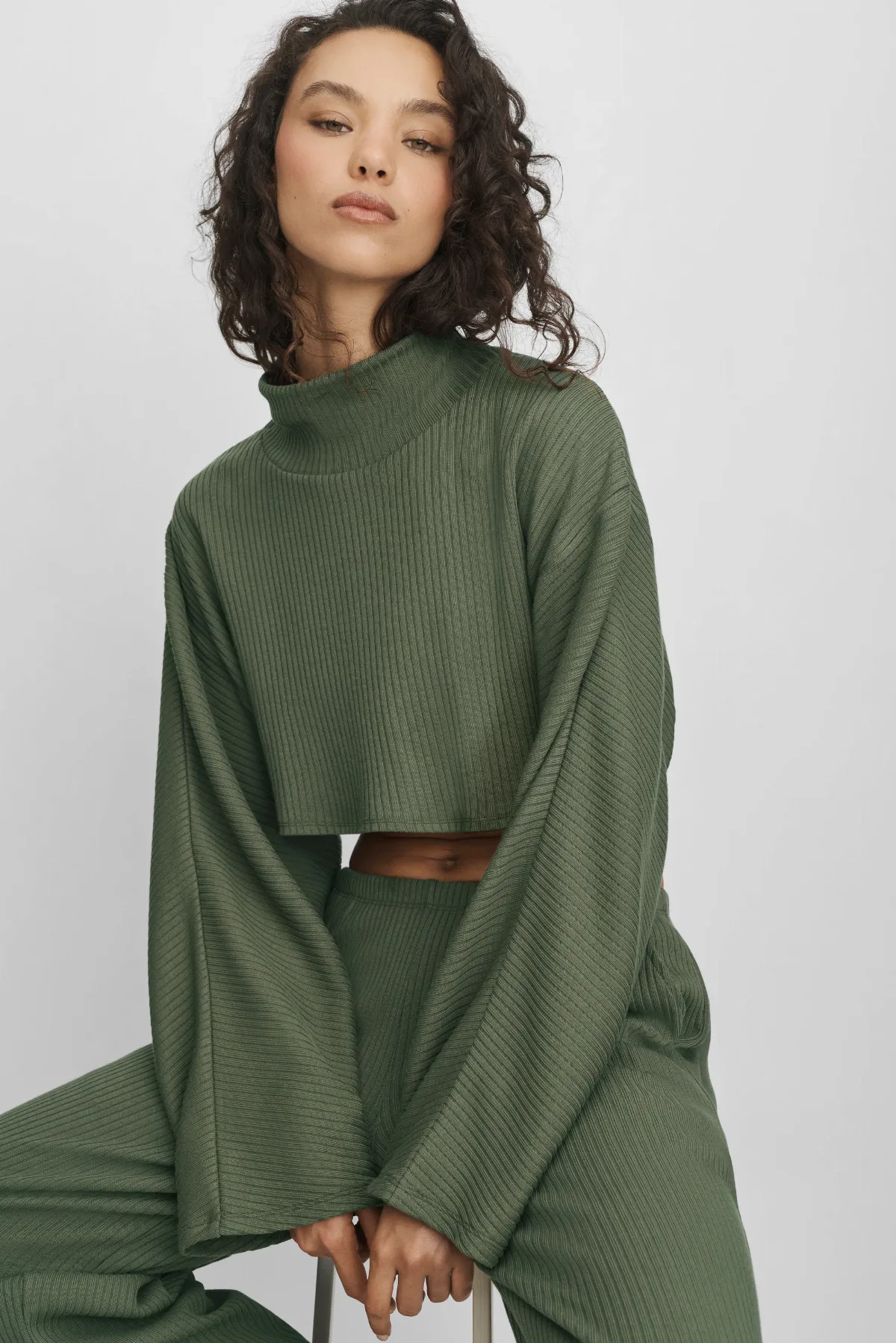 Ribbed Cropped Reset Long Sleeve Top