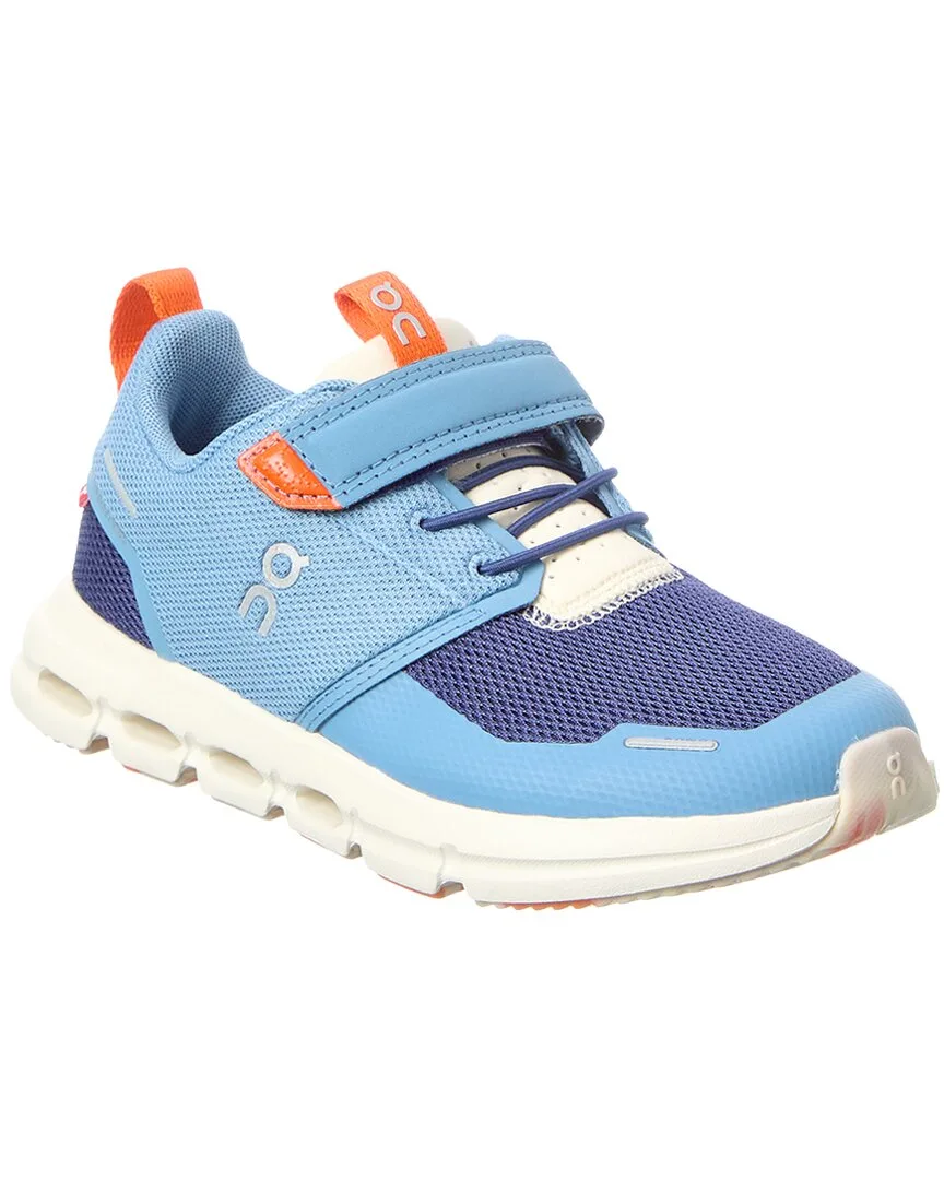 Canvas Sneaker by On Running