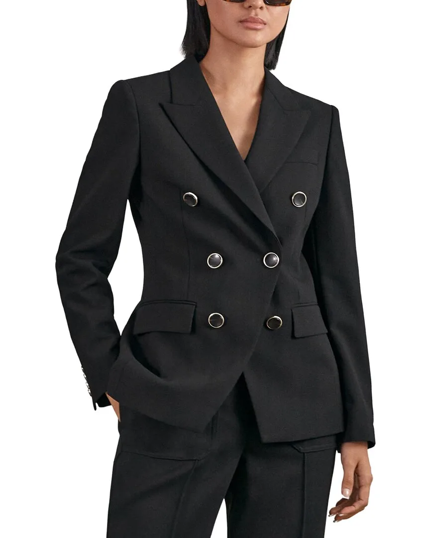 Lia Blazer