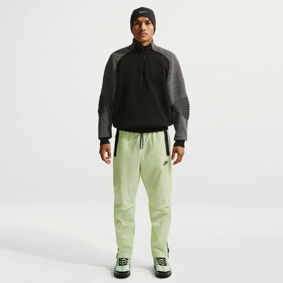 Tech Woven Pants