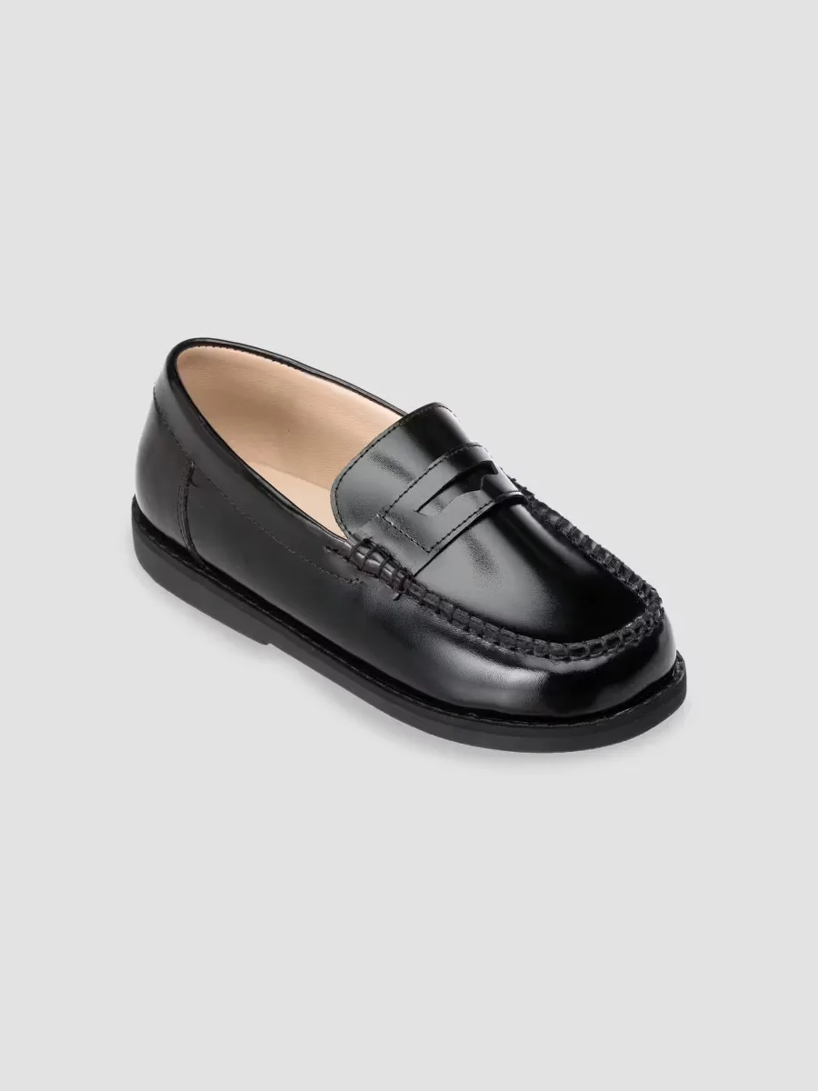 Scholar Leather Moccasins by Elephantito