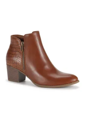 Nepturn Booties by Kim Rogers