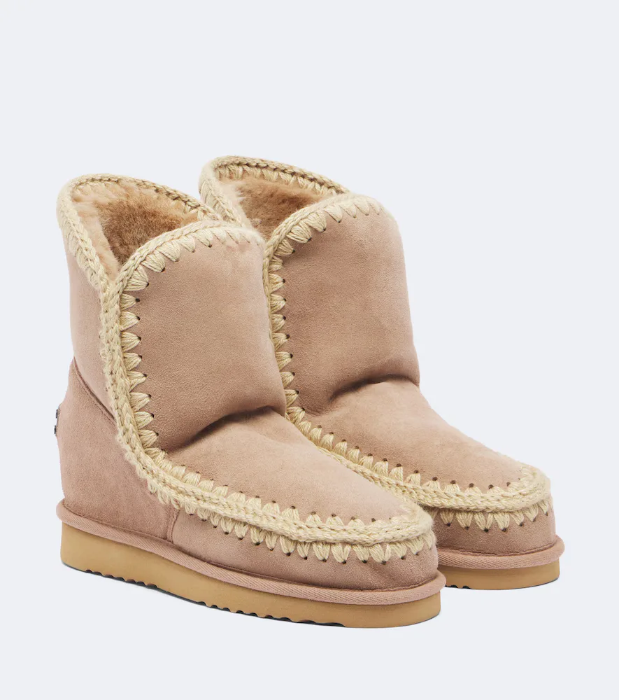 Inner Wedge Shearling-Lined Suede Ankle Boots by Mou