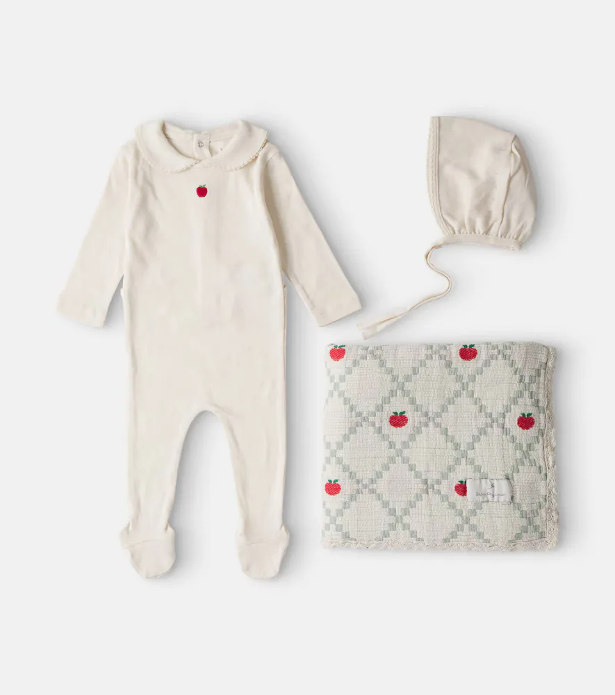 Organic Baby Apple Onesie, Hood, and Blanket Set by bebe