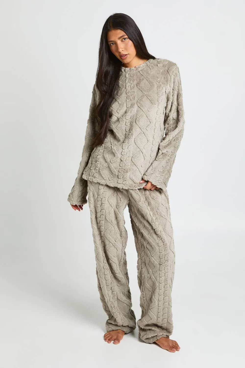 Cable Fleece Jumper & Trousers Pyjama Set by boohoo