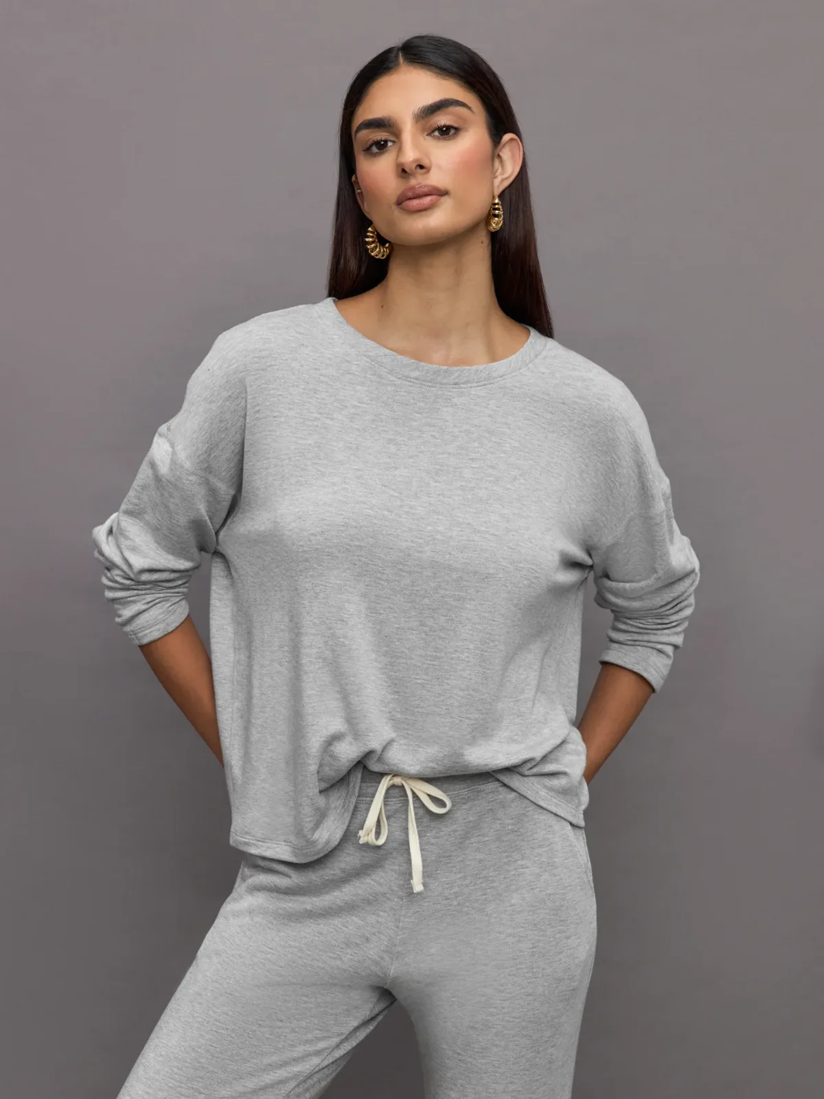 Pullover Sweatshirt by Carbon38
