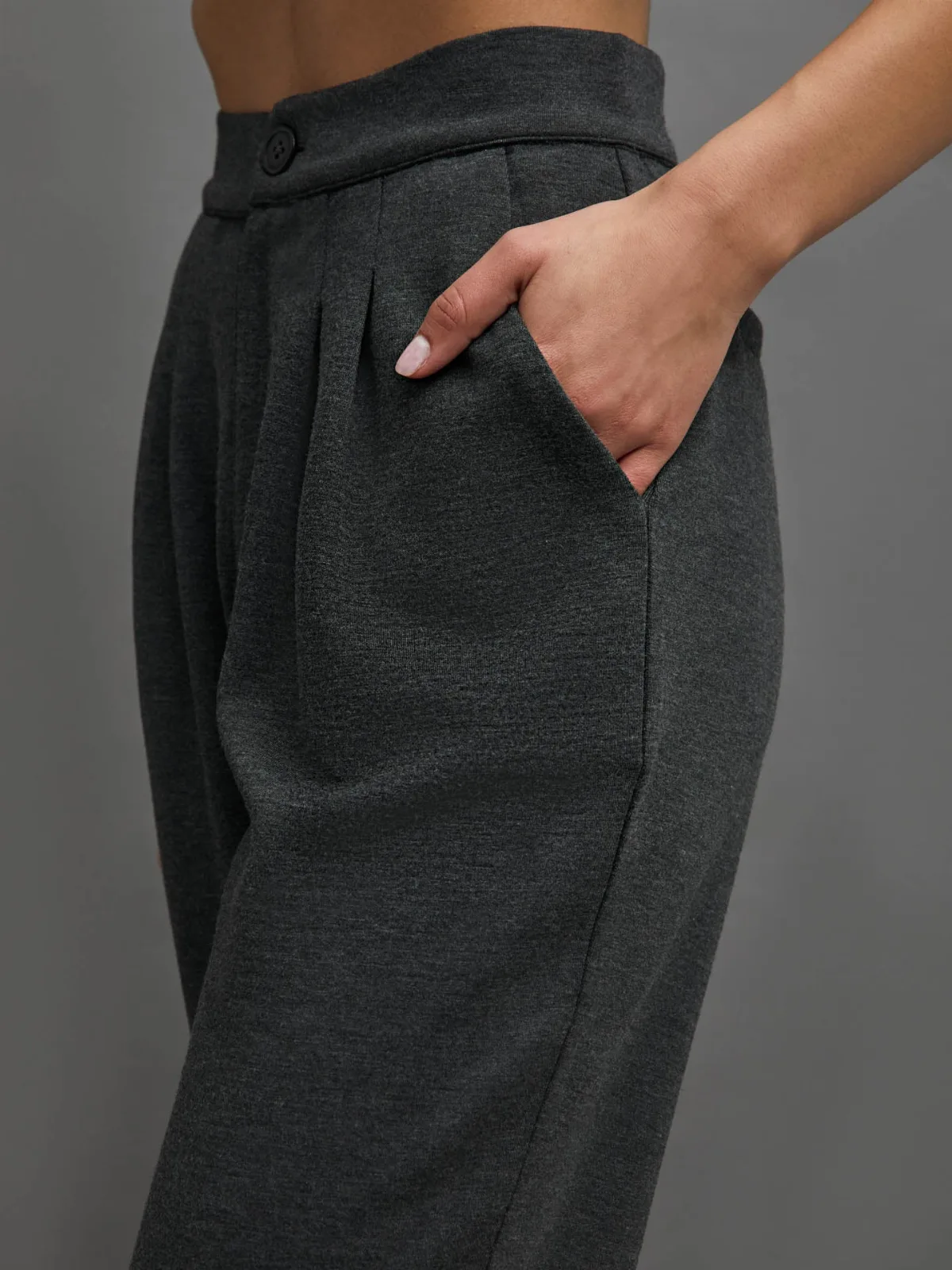 Interlock Trouser Pant by Carbon38