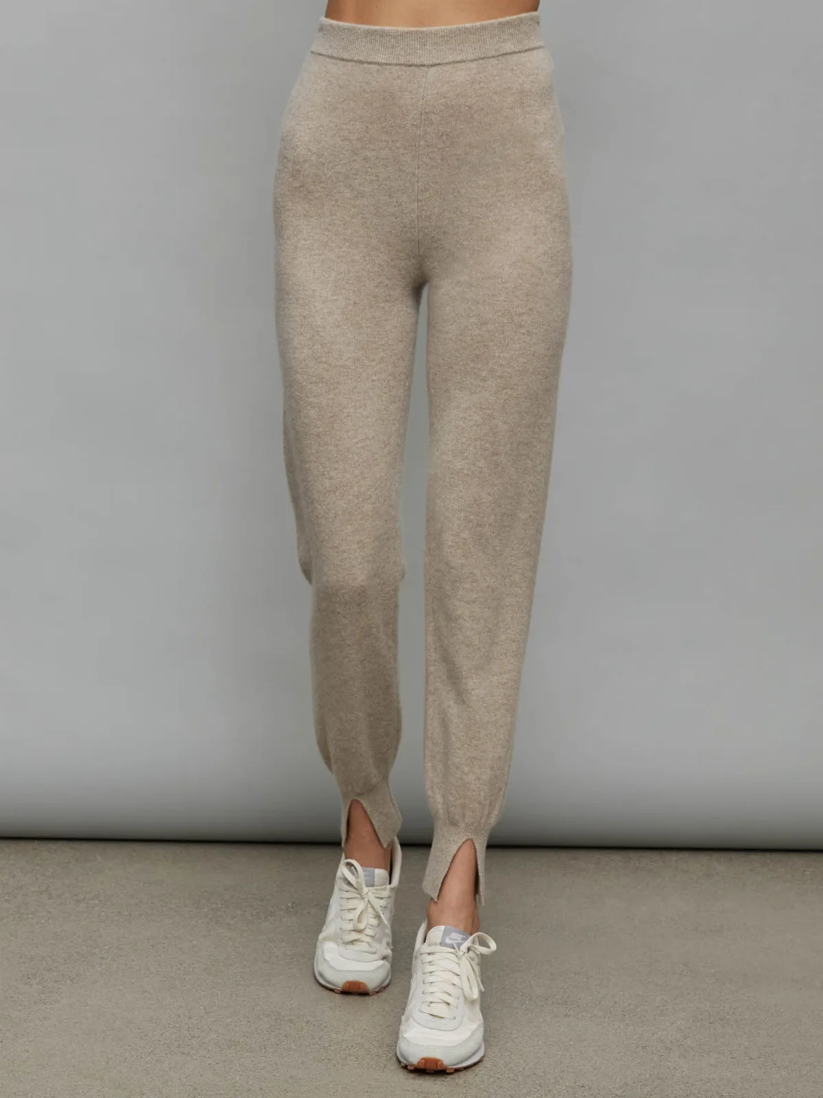 Cashmere Jogger Pant by Carbon38