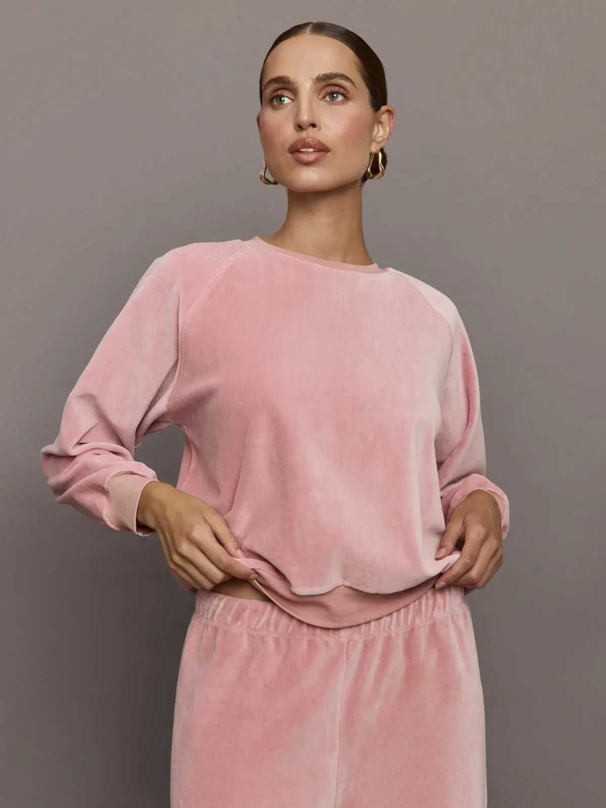 Raglan Pullover in Velour by Carbon38