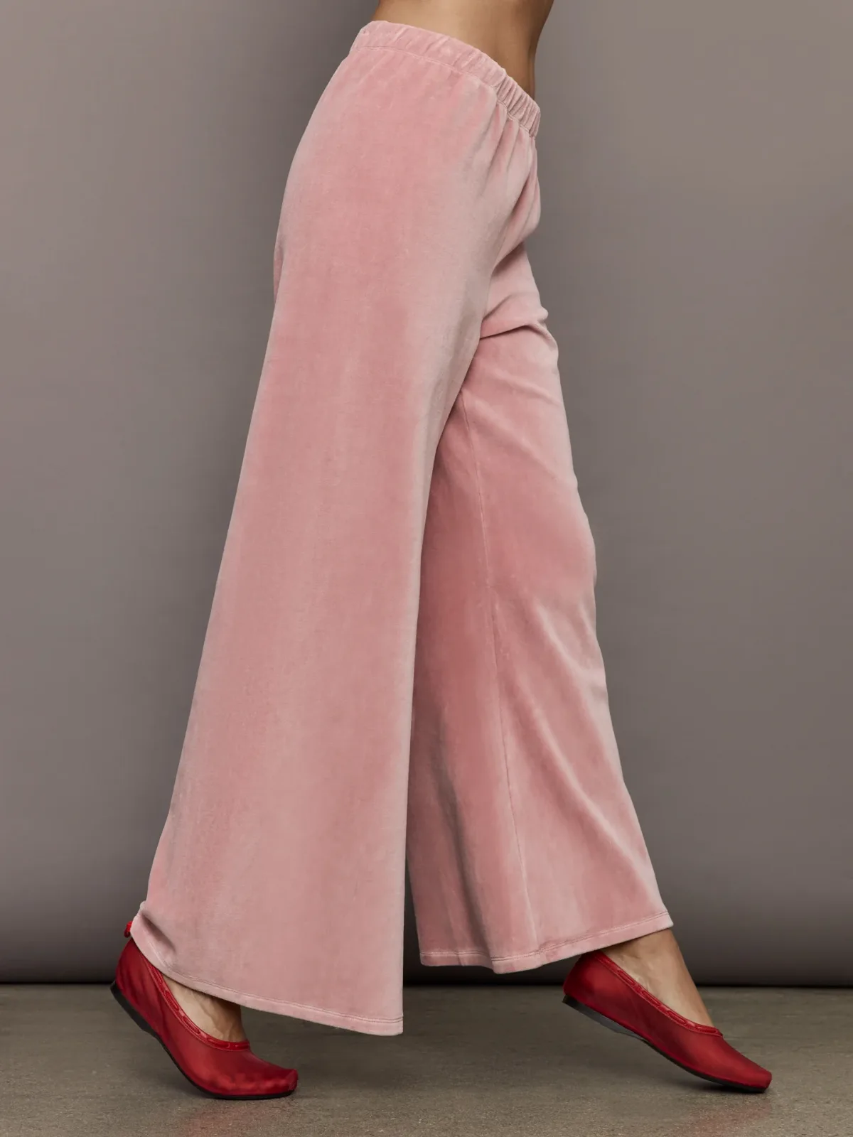 Wide Leg Pant in Velour by Carbon38