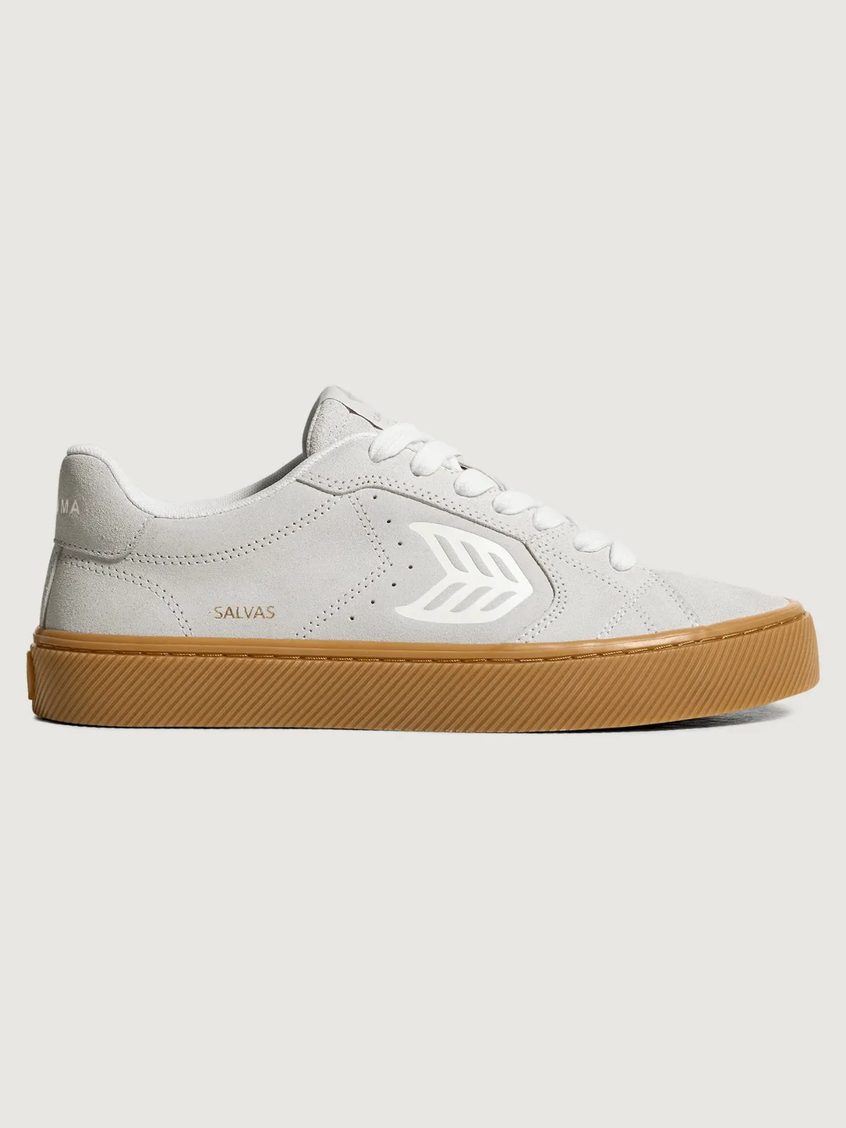 Salvas Suede by Cariuma