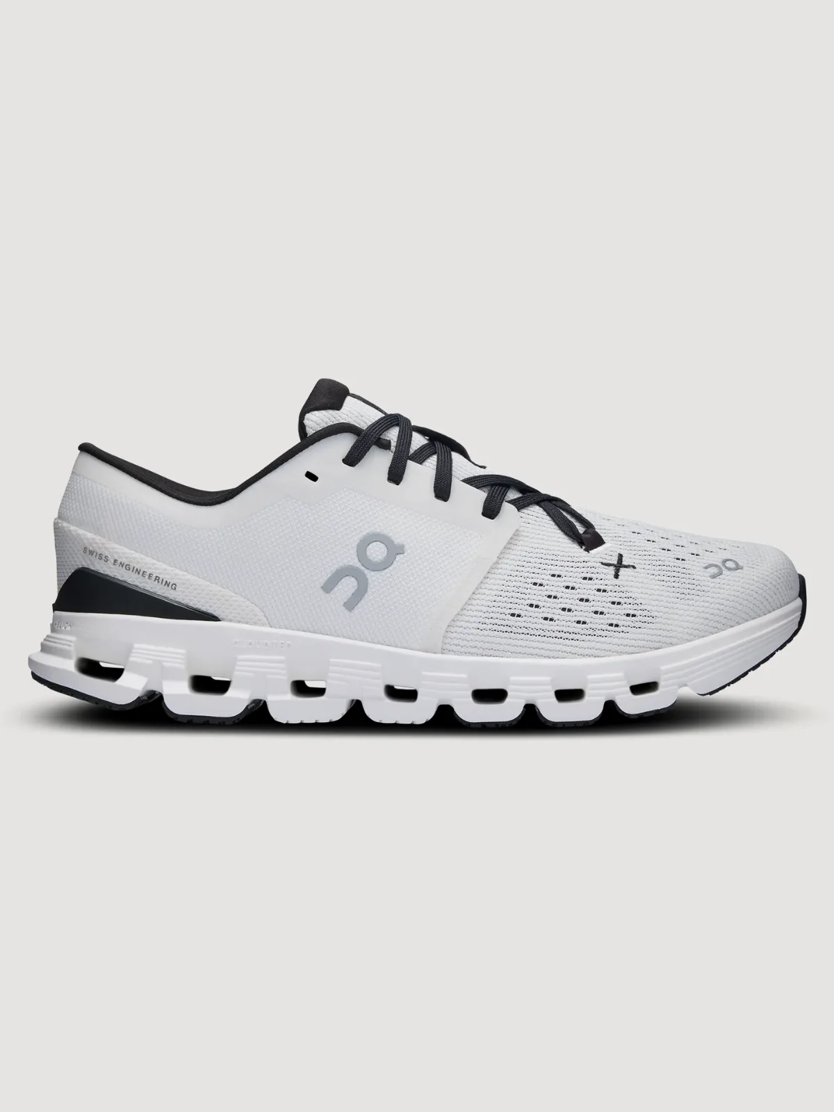 Cloud x 4 by On