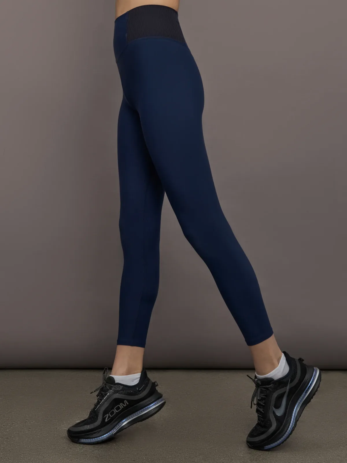 Seamed Legging in Melt W/ Ribbing by Carbon38