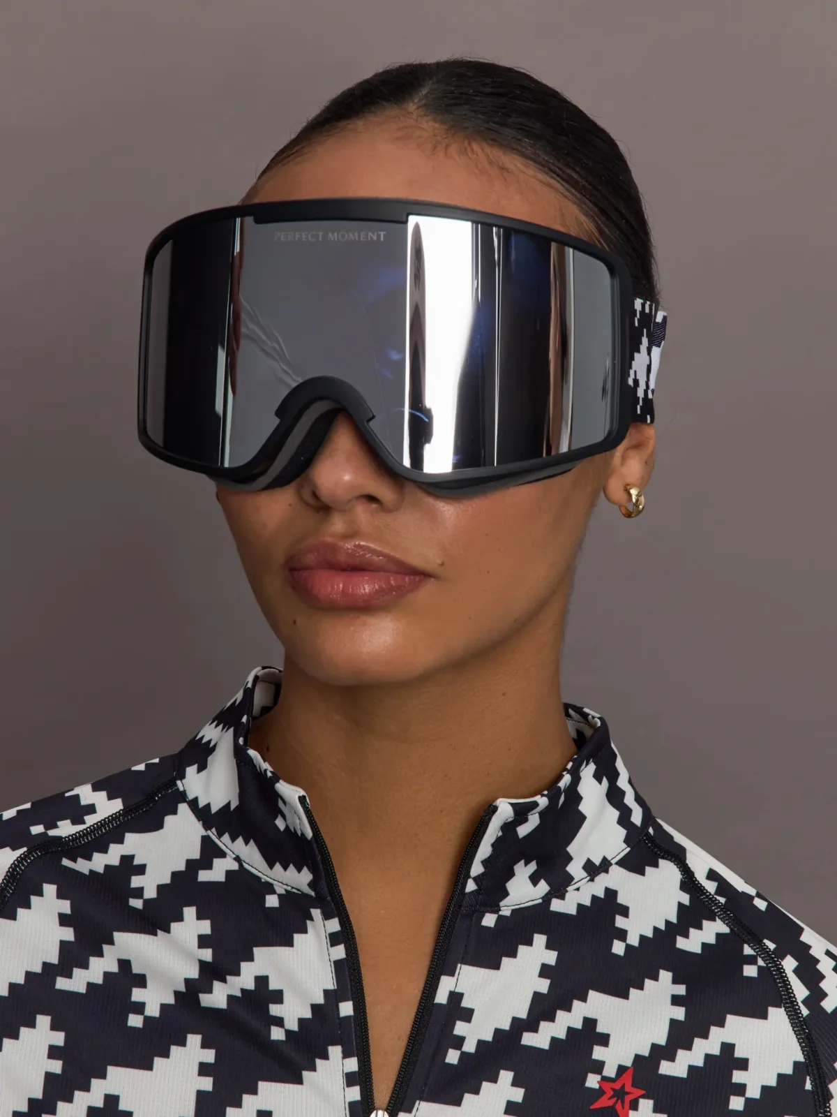 Goggles by Perfect Moment