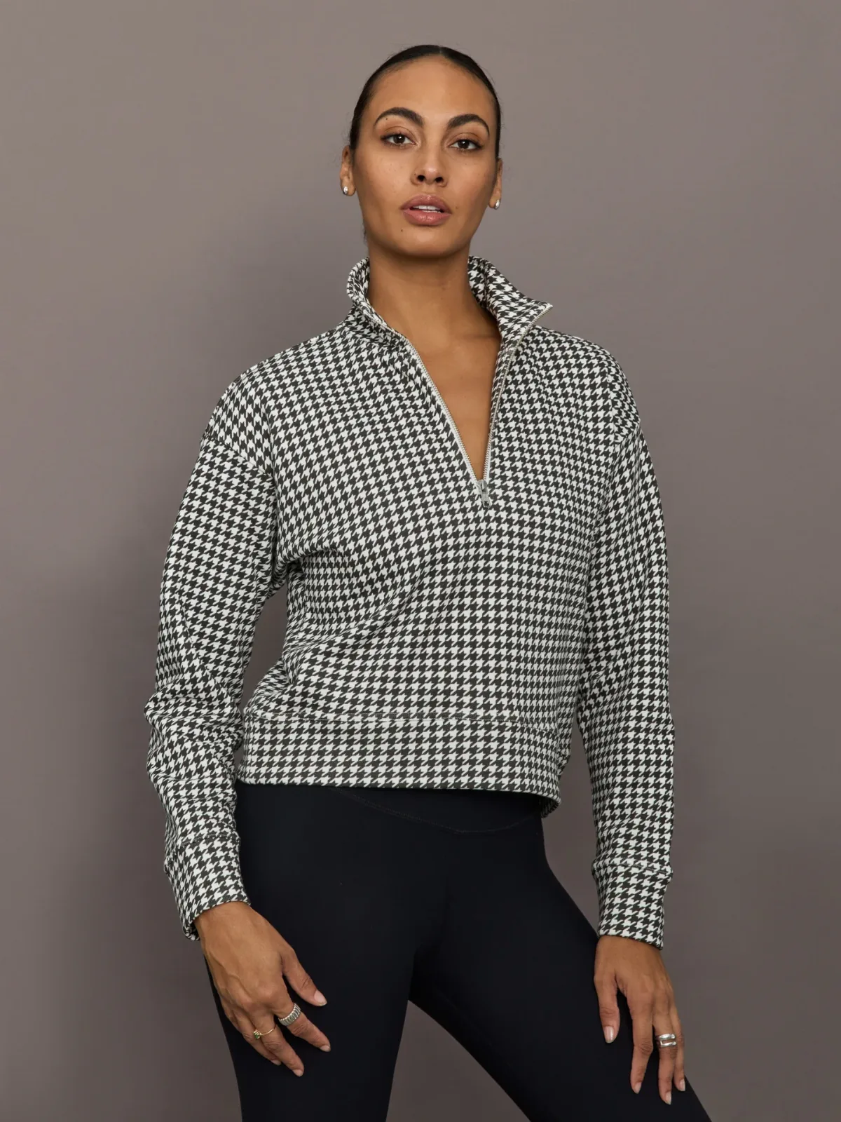 Houndstooth Half Zip by Carbon38