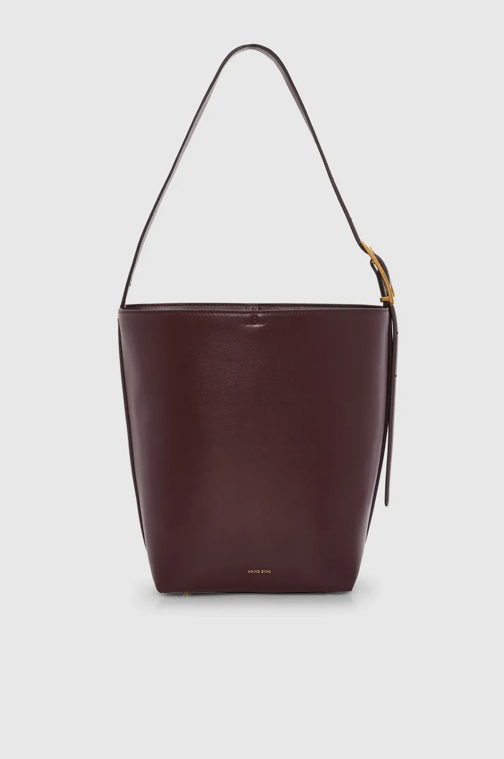 Elly Bucket Bag Grained Leather
