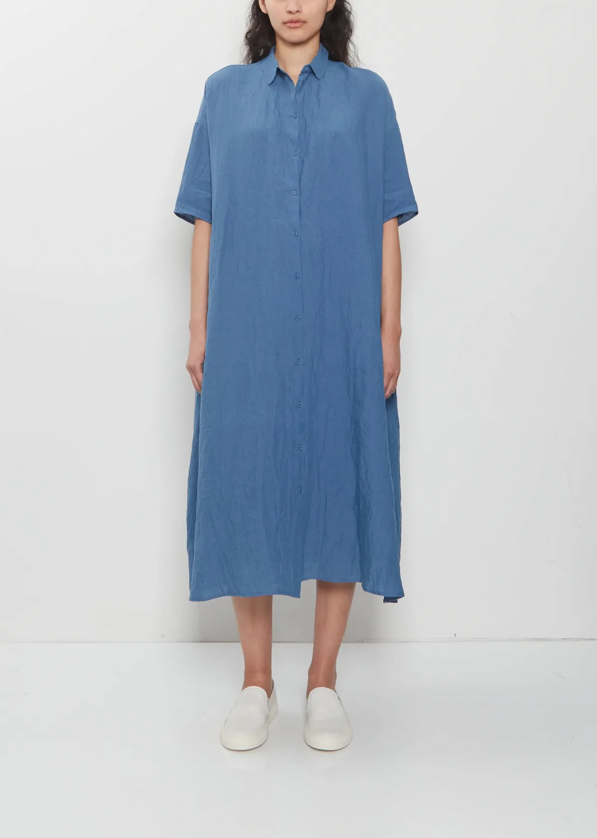 Classic Collar Linen Shirtdress by Apuntob