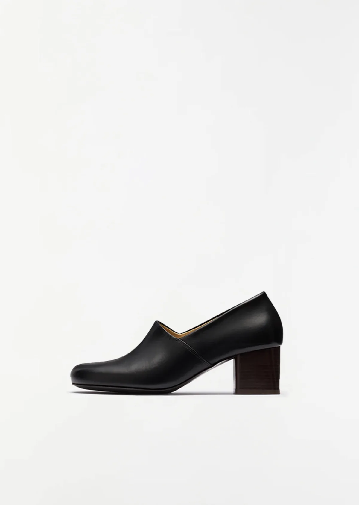 Anatomic Pump 55 by Lemaire