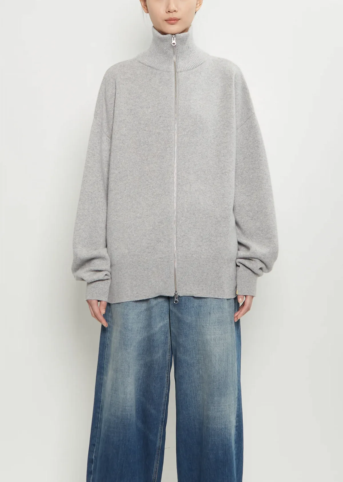 n319 Xtra Out Cashmere Cardigan by Extreme Cashmere