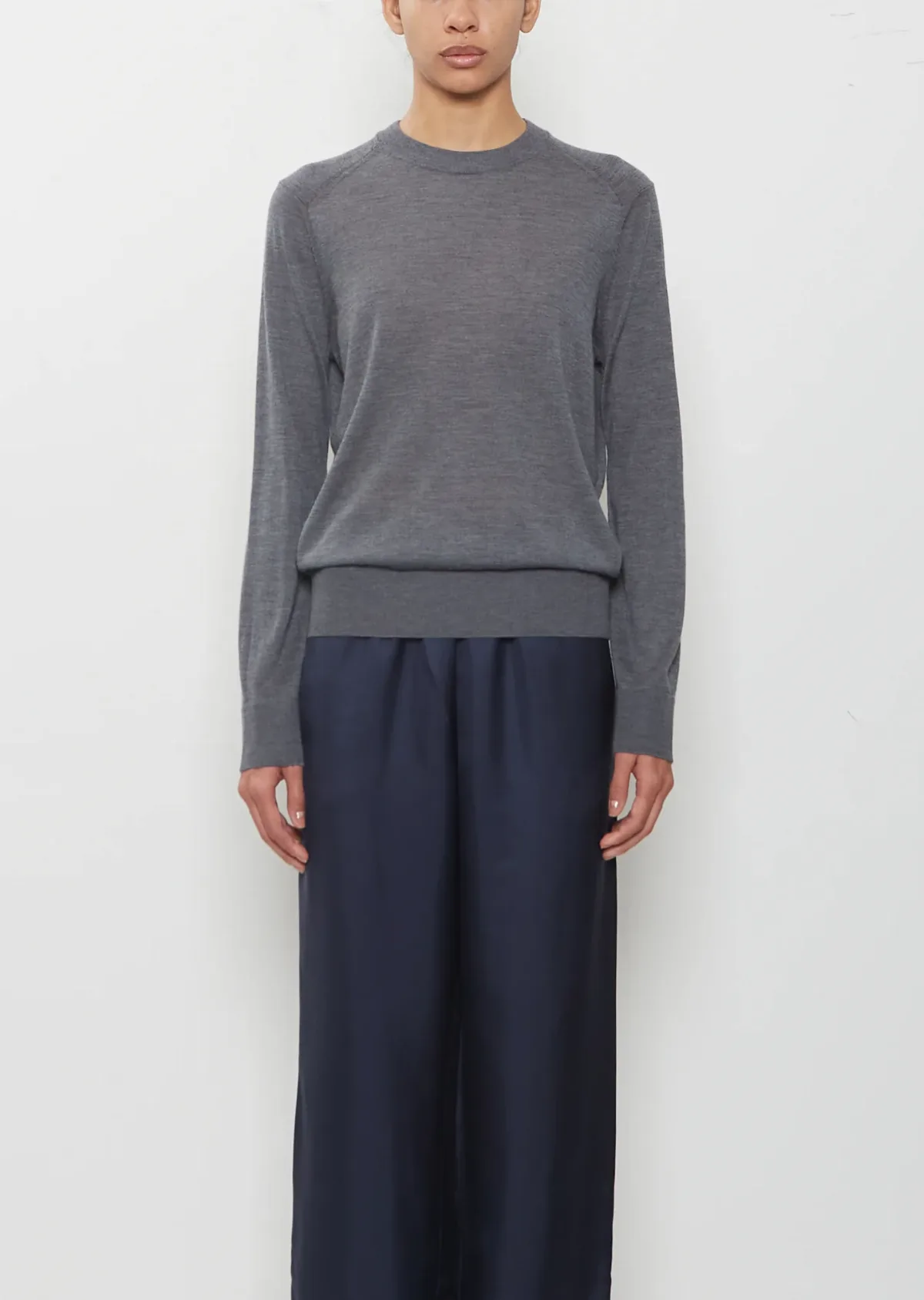 Ditto Fine Cashmere Sweater by Loulou De Saison