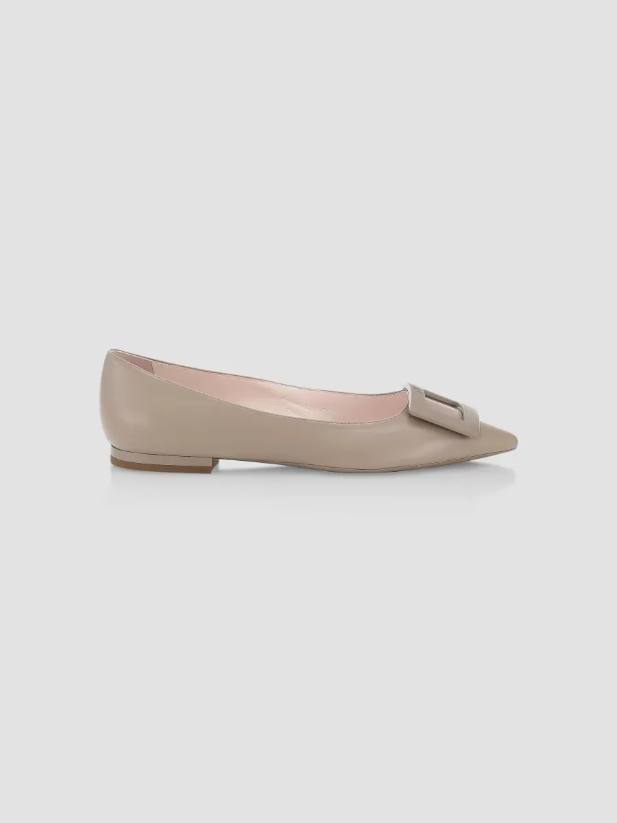 Gommettine Leather Flats by Roger Vivier