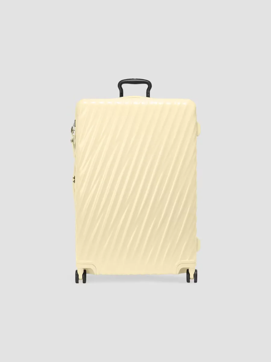 19 Degree 30 Expandable Spinner Suitcase by Tumi