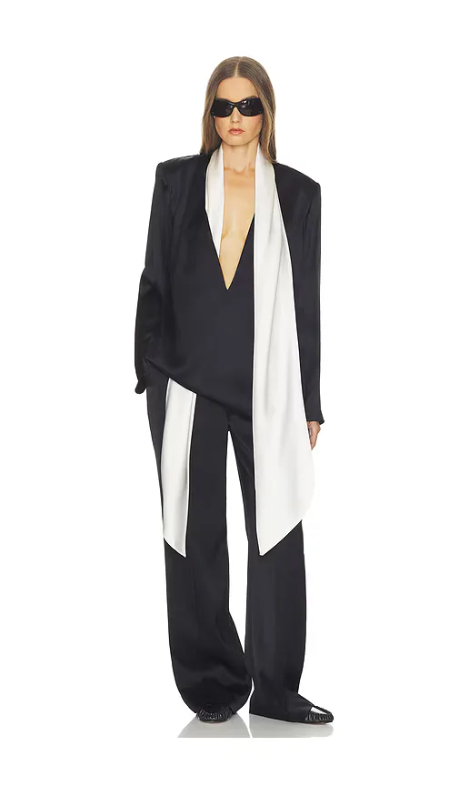 Popover with Attached Scarf in Double Face Satin by Helsa