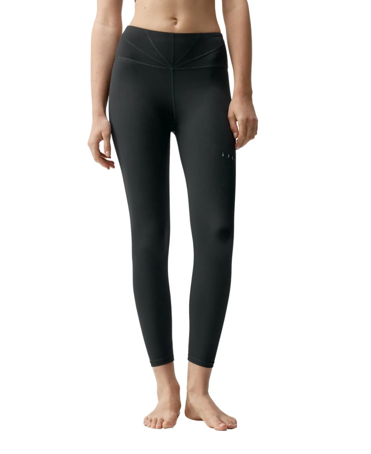 Prida 7/8 Performance Medium Rise Sport Legging by Born