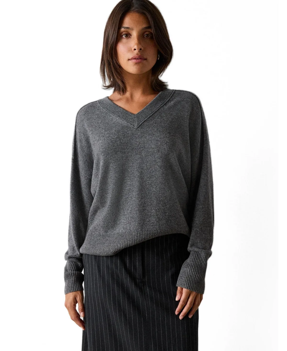 Cashmere V-Neck Relaxed-Fit Jumper