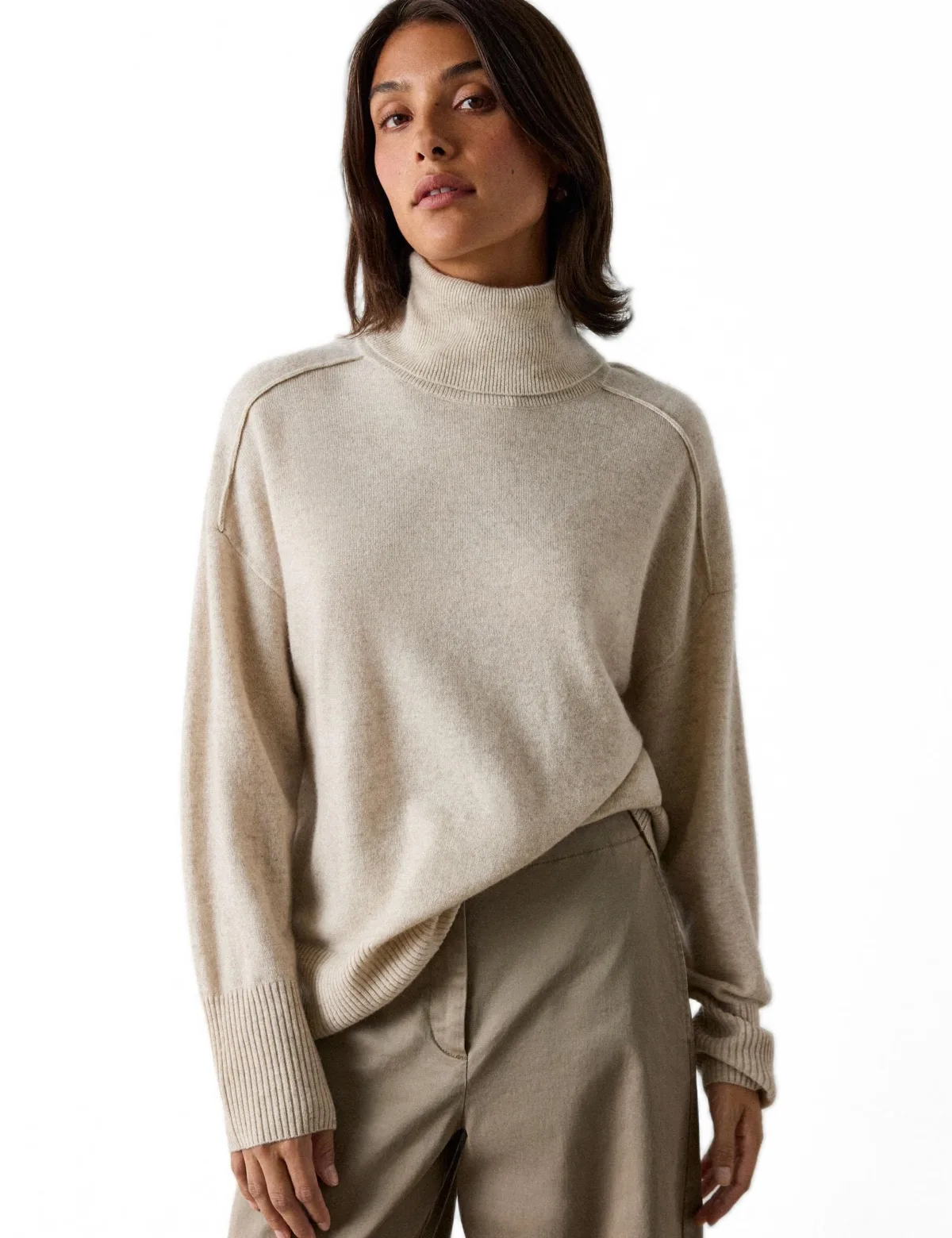 Cashmere Turtleneck Long-Sleeve Sweater