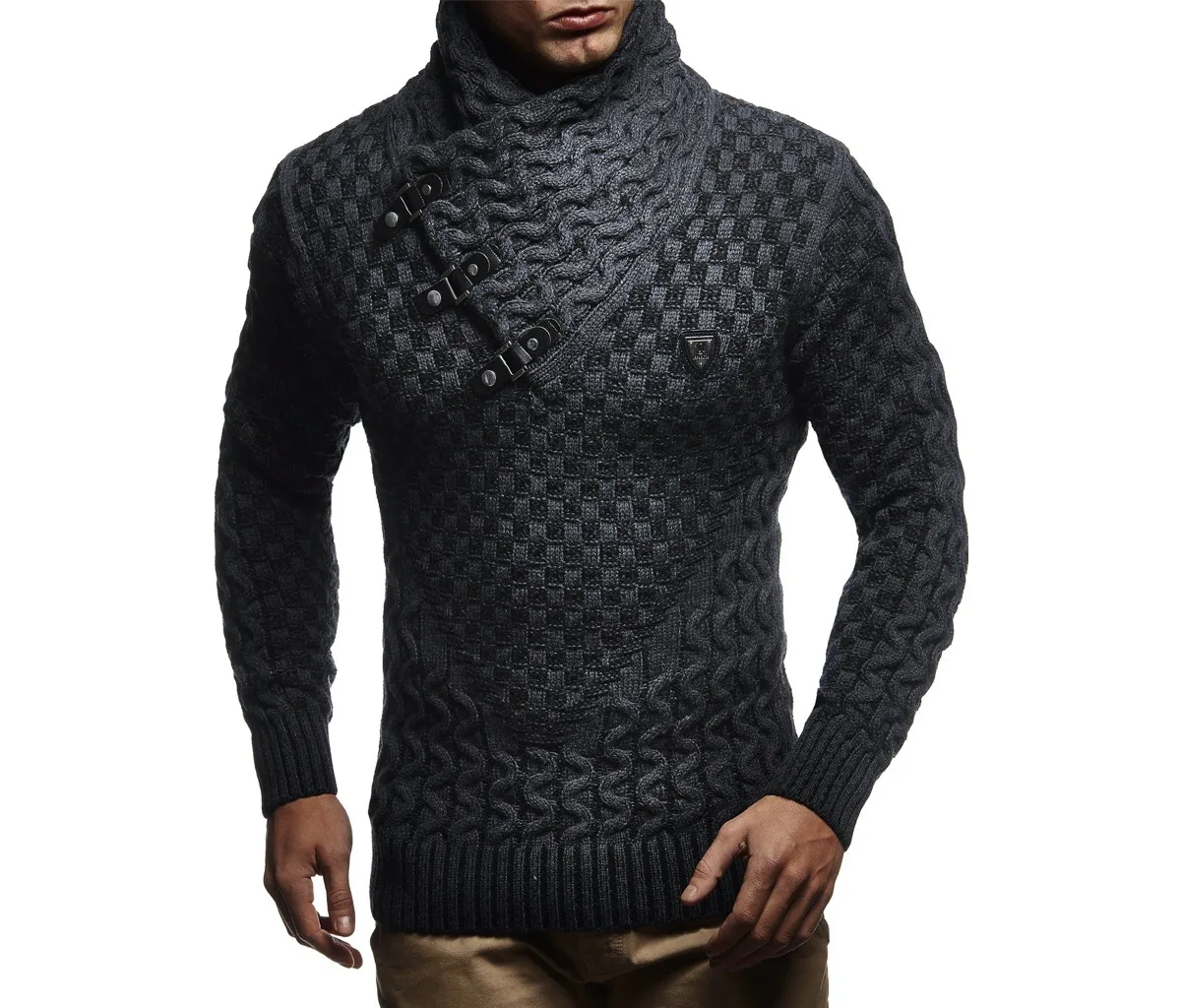 Chunky Knit Pullover Sweater by Leif Nelson
