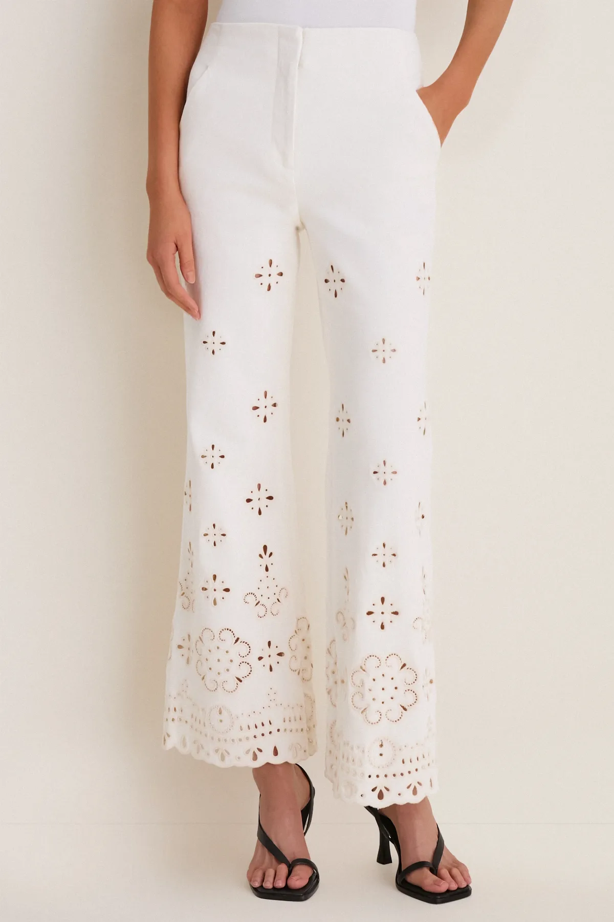 Dove Komi Pant by Veronica Beard