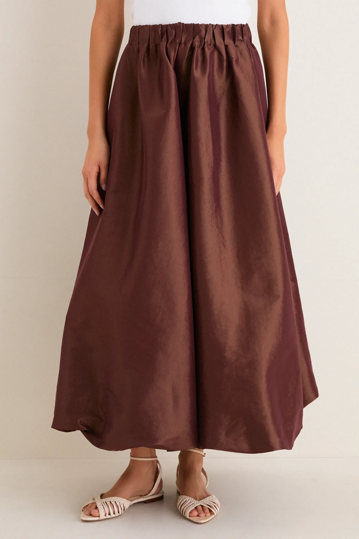 Chestnut Taffeta Cynthia Bubble Skirt by Tuckernuck