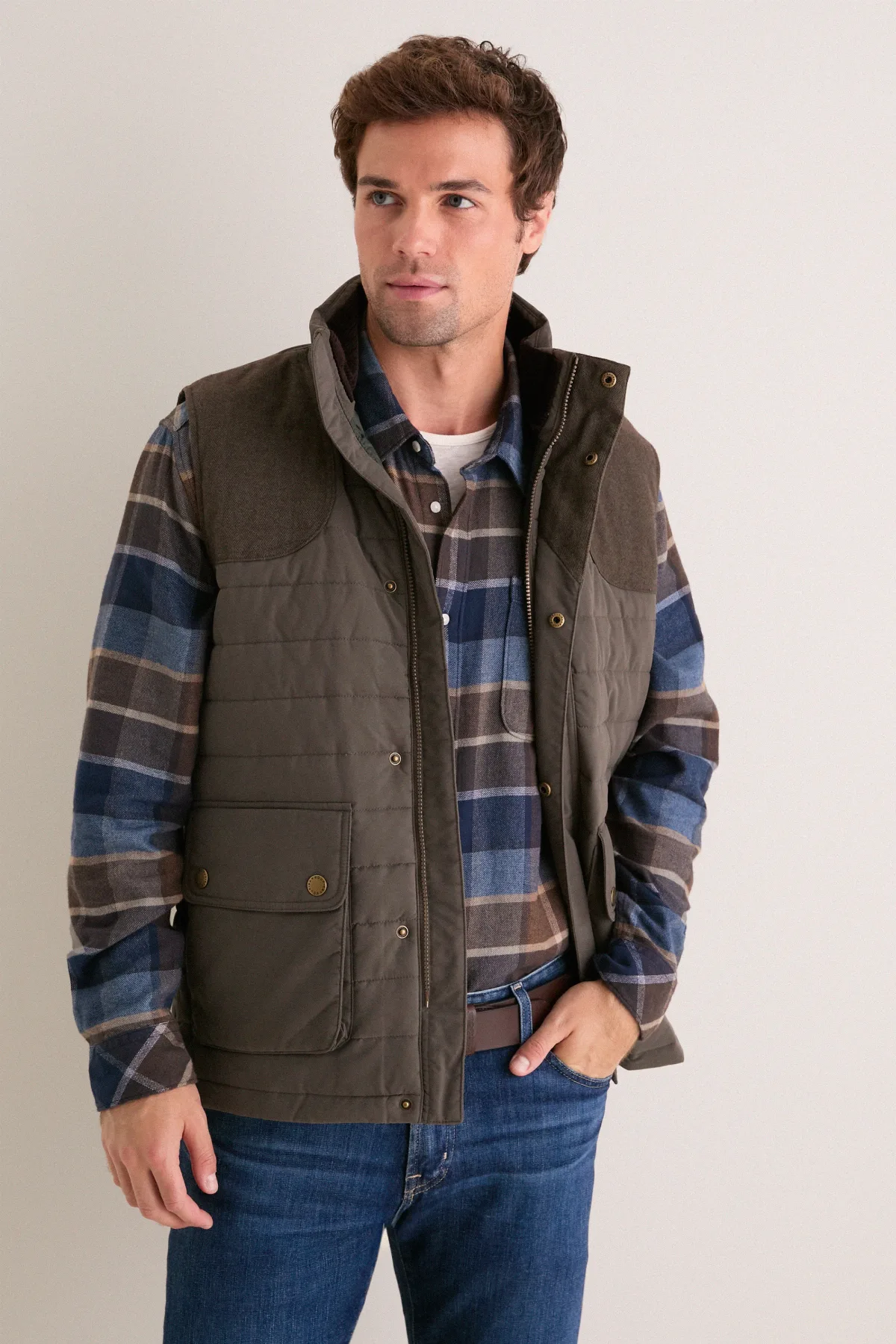 Forest Bradford Gilet by Barbour
