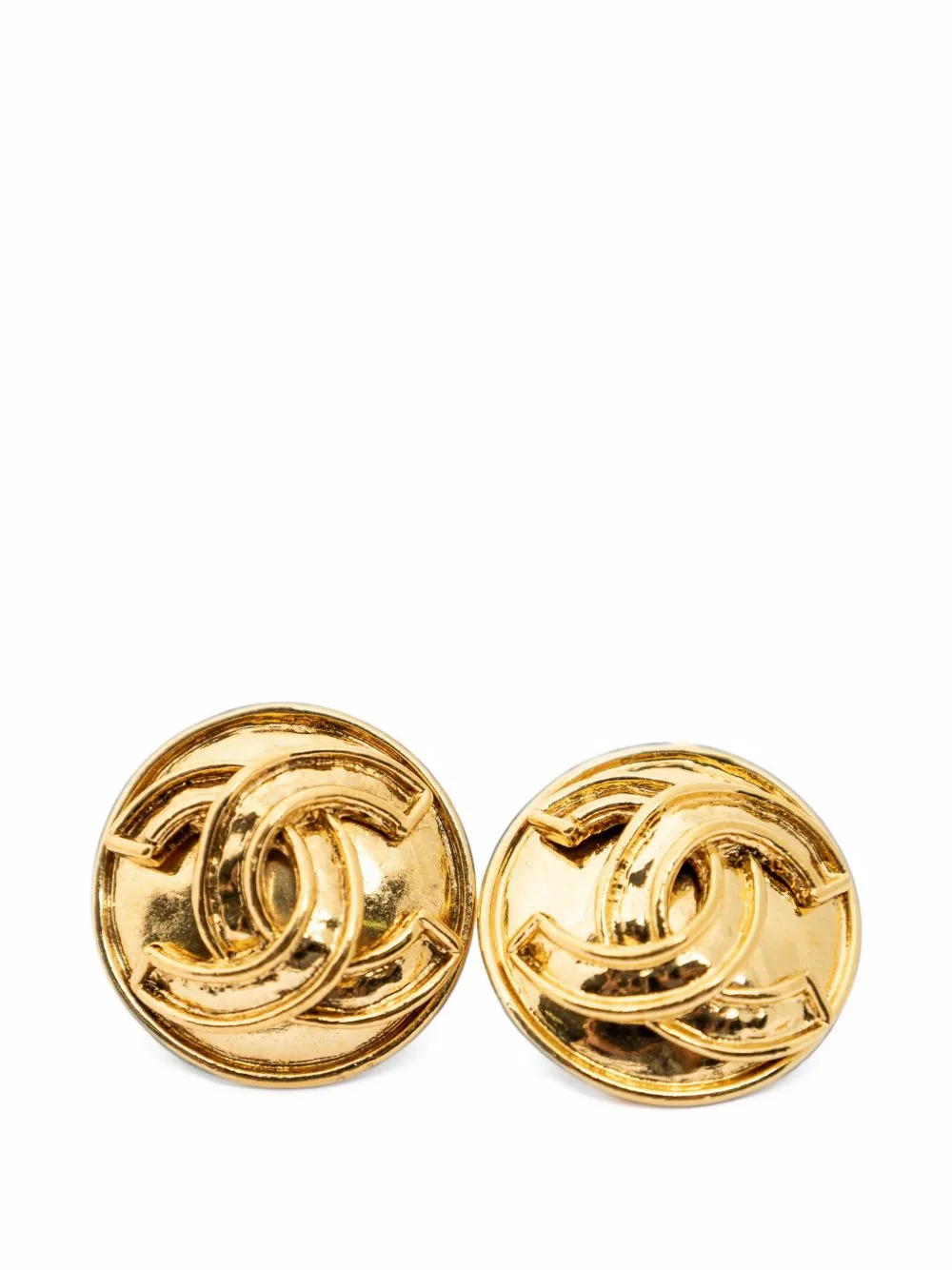 1994 CC Shell-Shaped Clip-On Earrings by CHANEL Pre-Owned