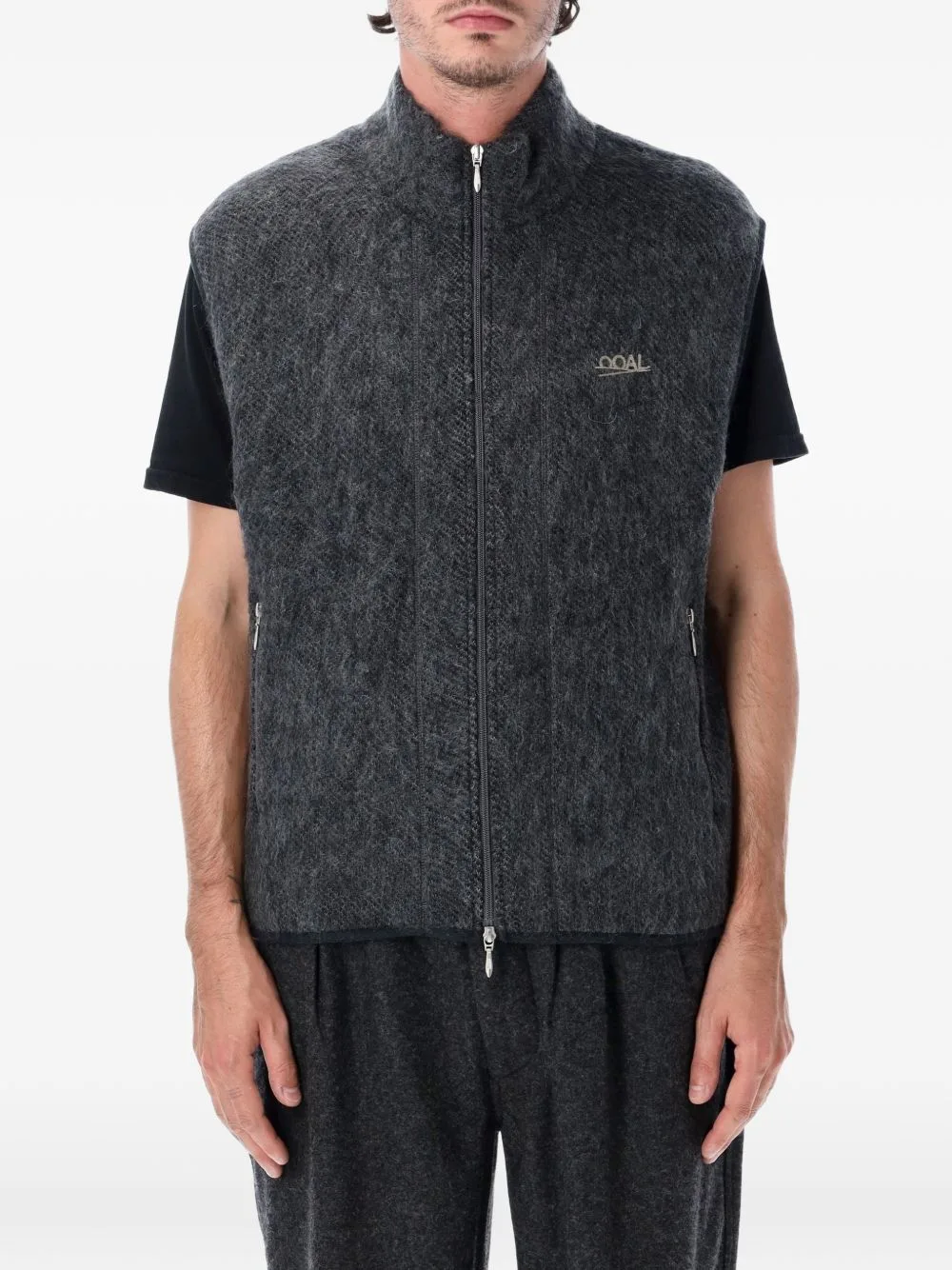 Logo-Embroidered Zip-Up Gilet