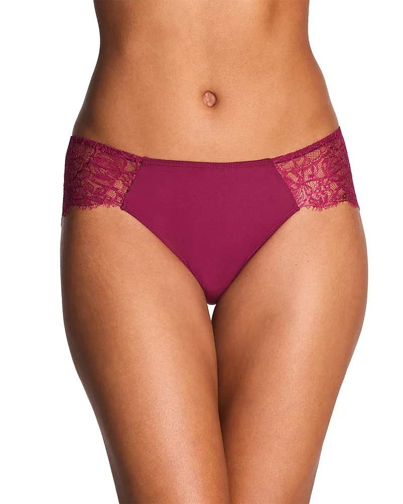 B. Temptd by Wacoal Its on Lace Hipster by Wacoal