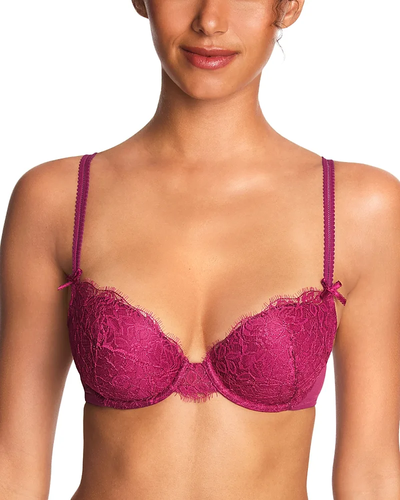 B. Temptd by Wacoal Its on Lace Contour Bra by Wacoal