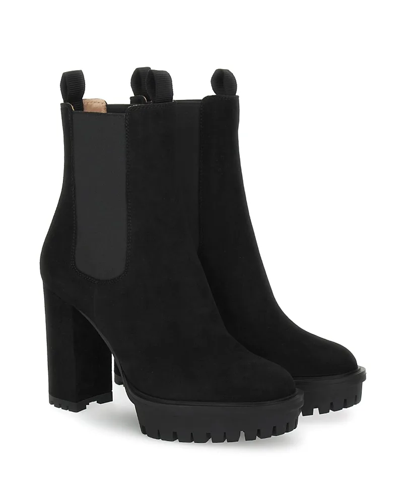 Barry Booties Suede by Gianvito Rossi