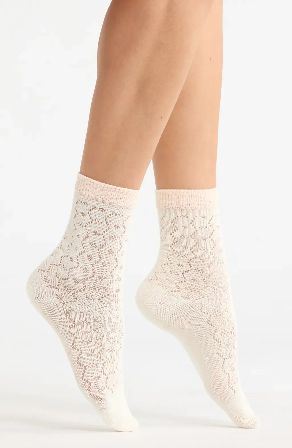 Mia Pointelle Crew Socks