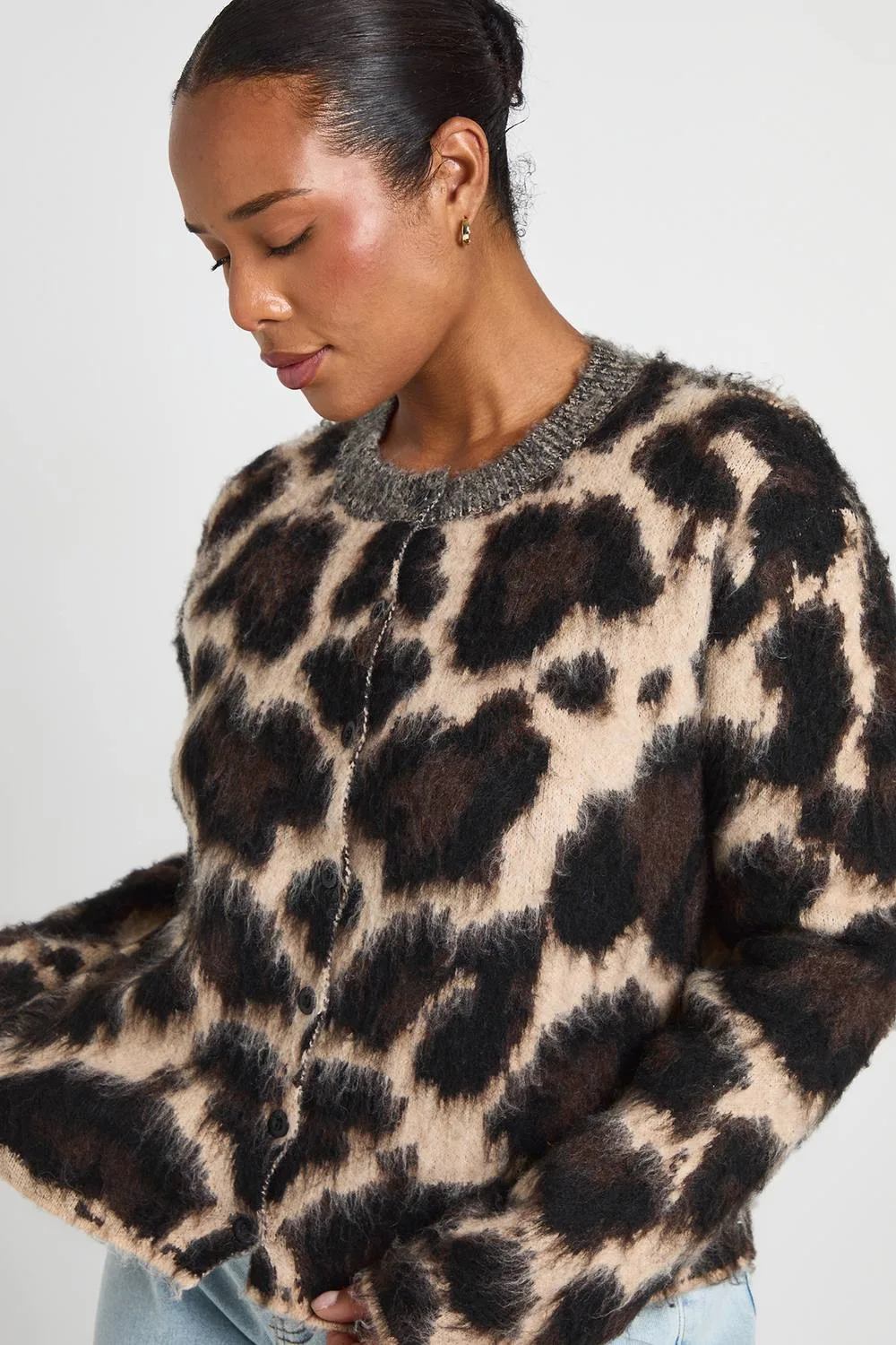 Leopard Print Super Soft Crew Neck Jumper by boohoo