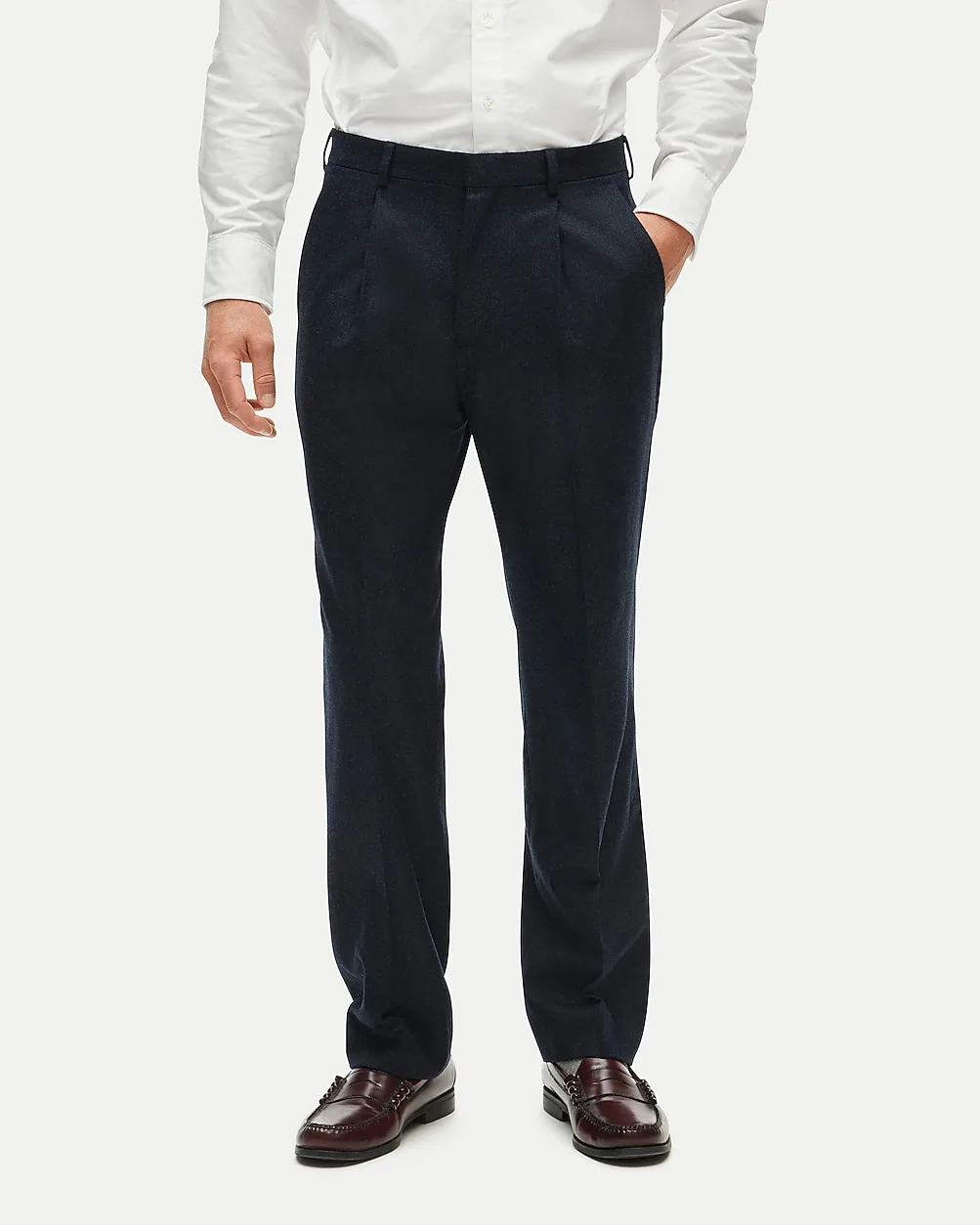 Kenmare Relaxed-Fit Suit Pant in Italian Wool Flannel - STEEL