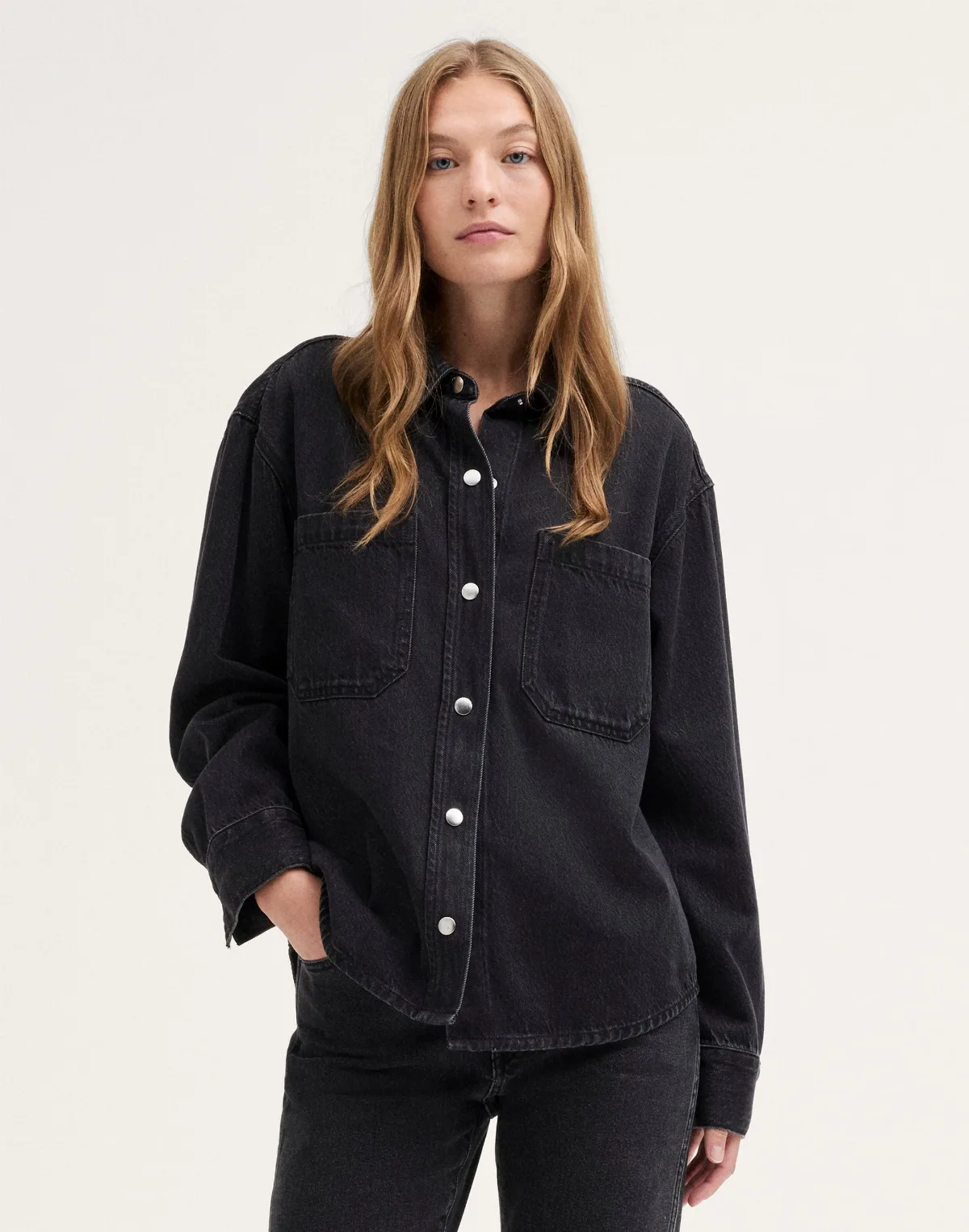 Shirt-Jacket in Airy Denim by MW
