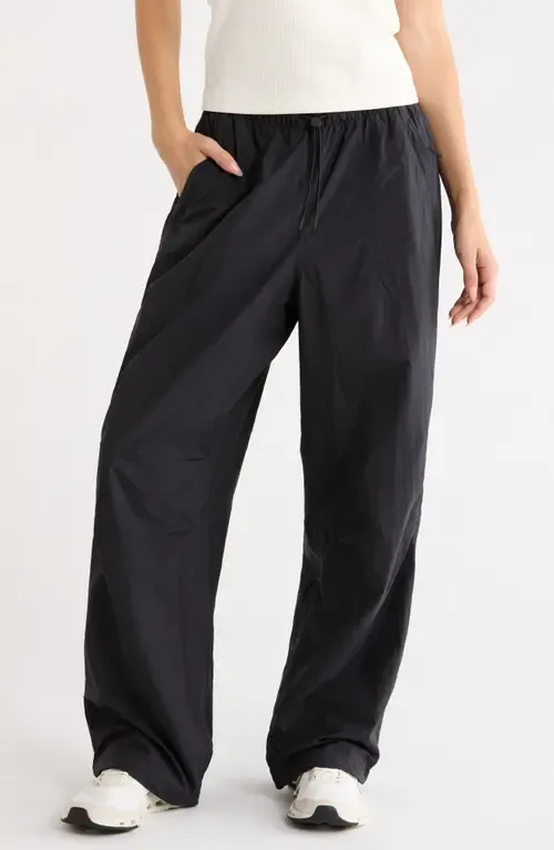 On x Zendaya High Waist Wide Leg Performance Pants by On