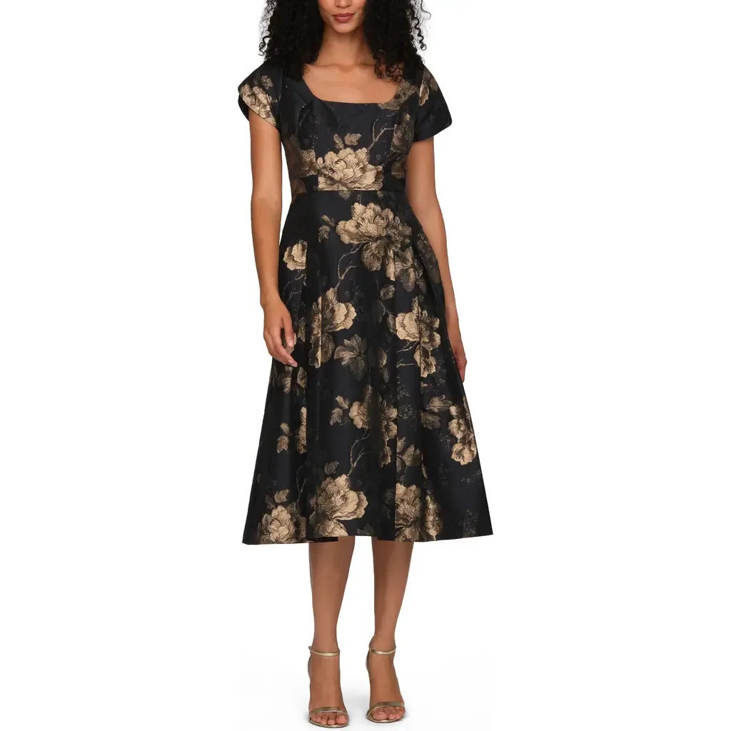 Sadie Metallic Jacquard Cocktail Dress by Kay Unger