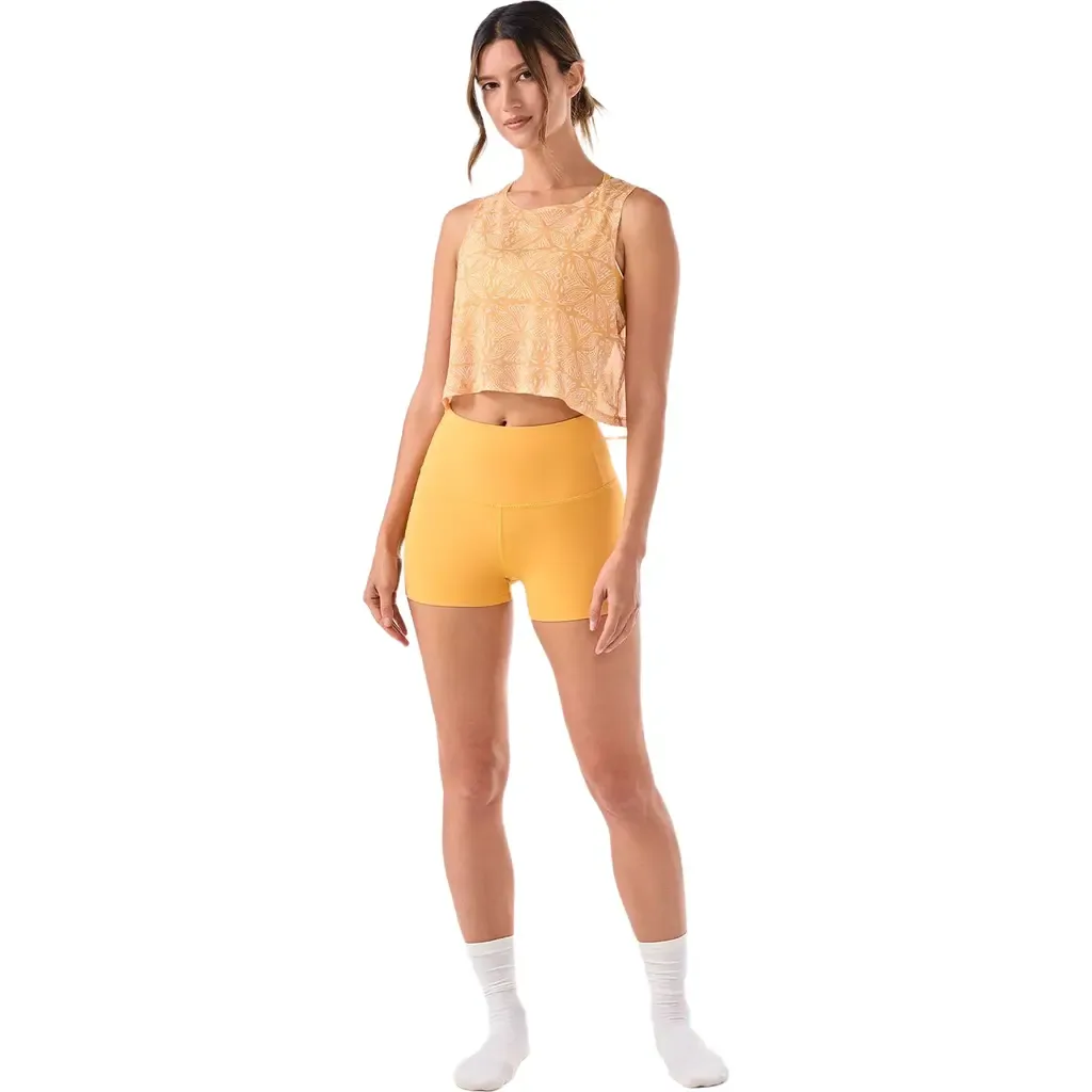 Hot Short by Tavi