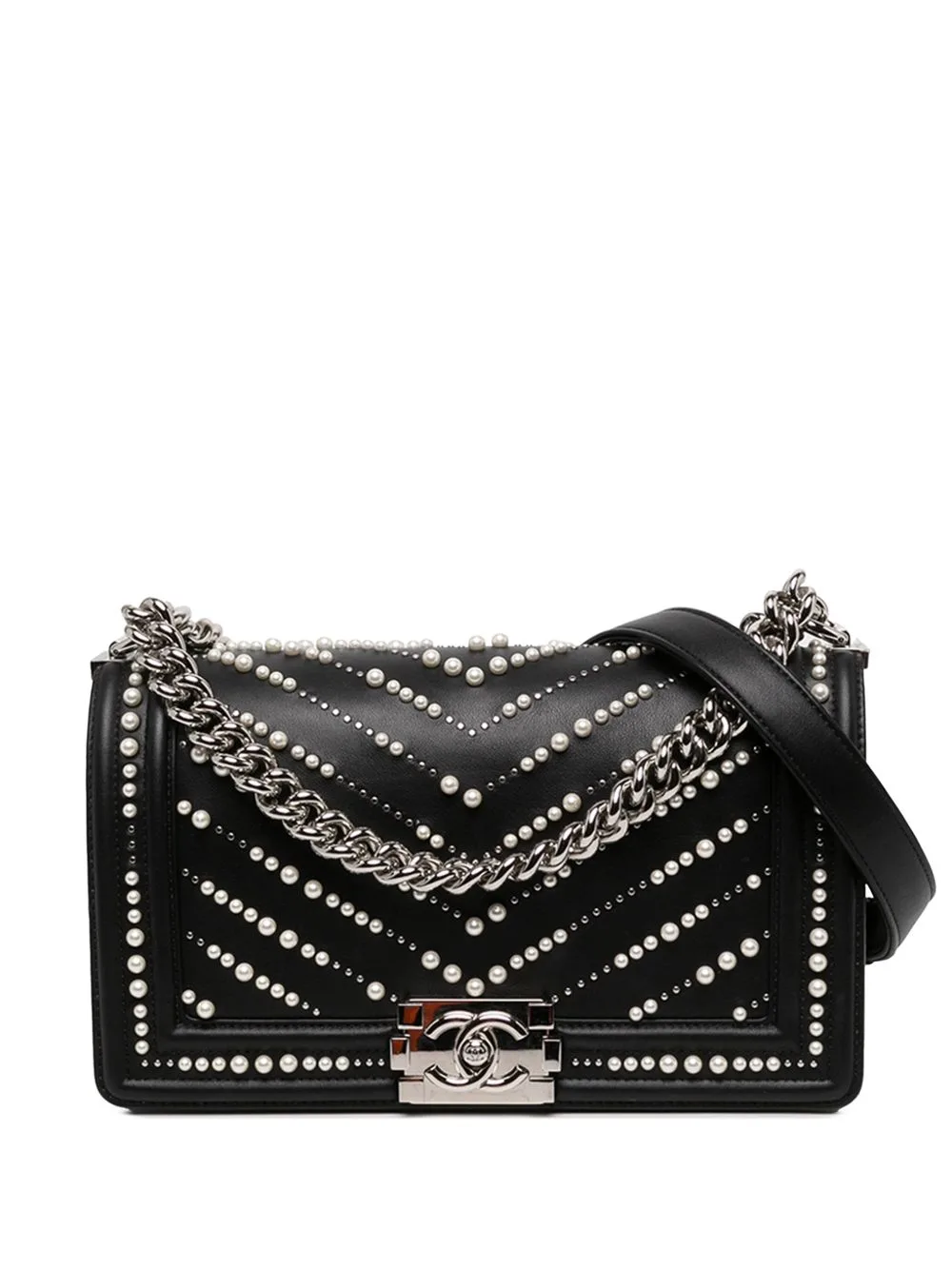 2019 Old Medium Chevron Calfskin Pearl Boy Flap Crossbody Bag by CHANEL Pre-Owned