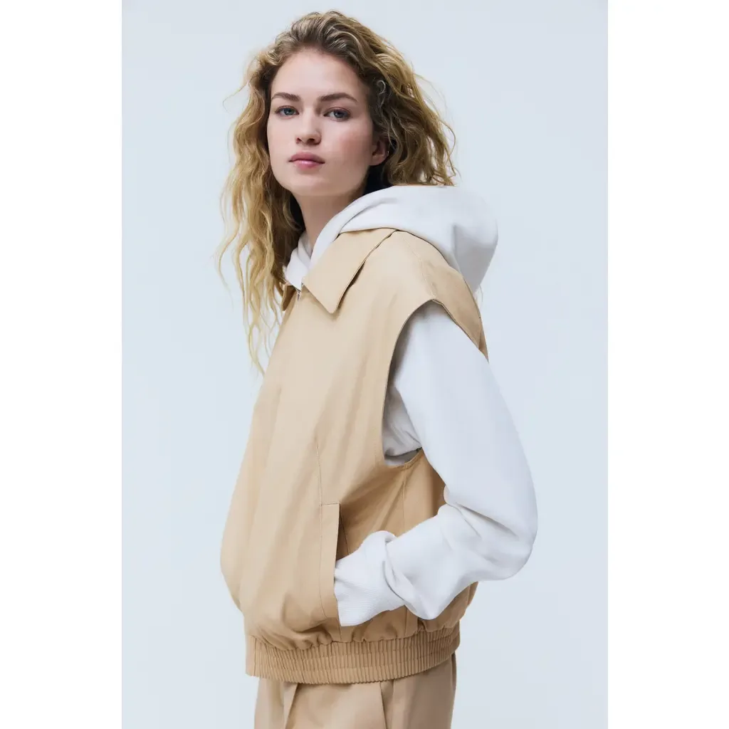 Collared Cotton Gilet by H&M