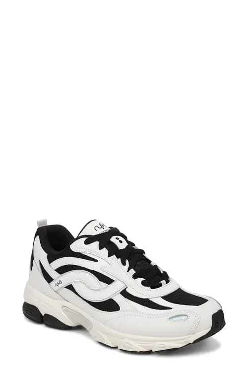 Ultimate x Sneaker by Rykä